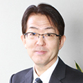 公認会計士・税理士：山地 圭二